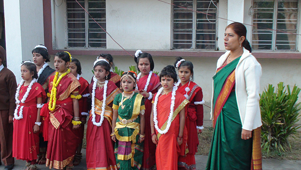 Children at Hem Sheela Model School.