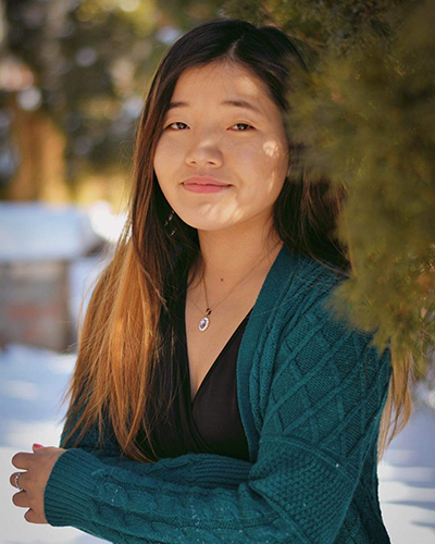 Portrait of Helly Tial.